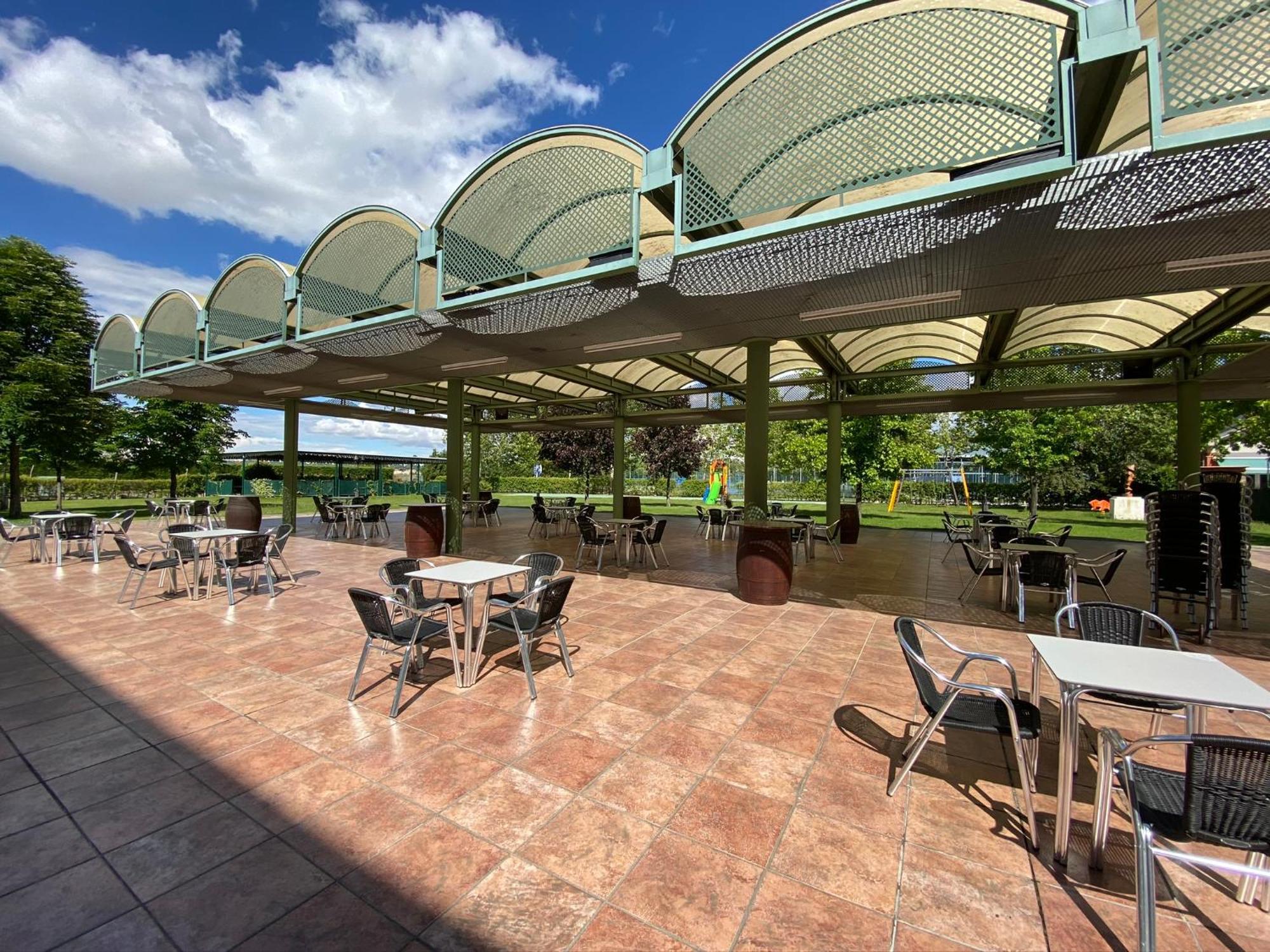 Hotel Lasa Sport Valladolid Exterior foto